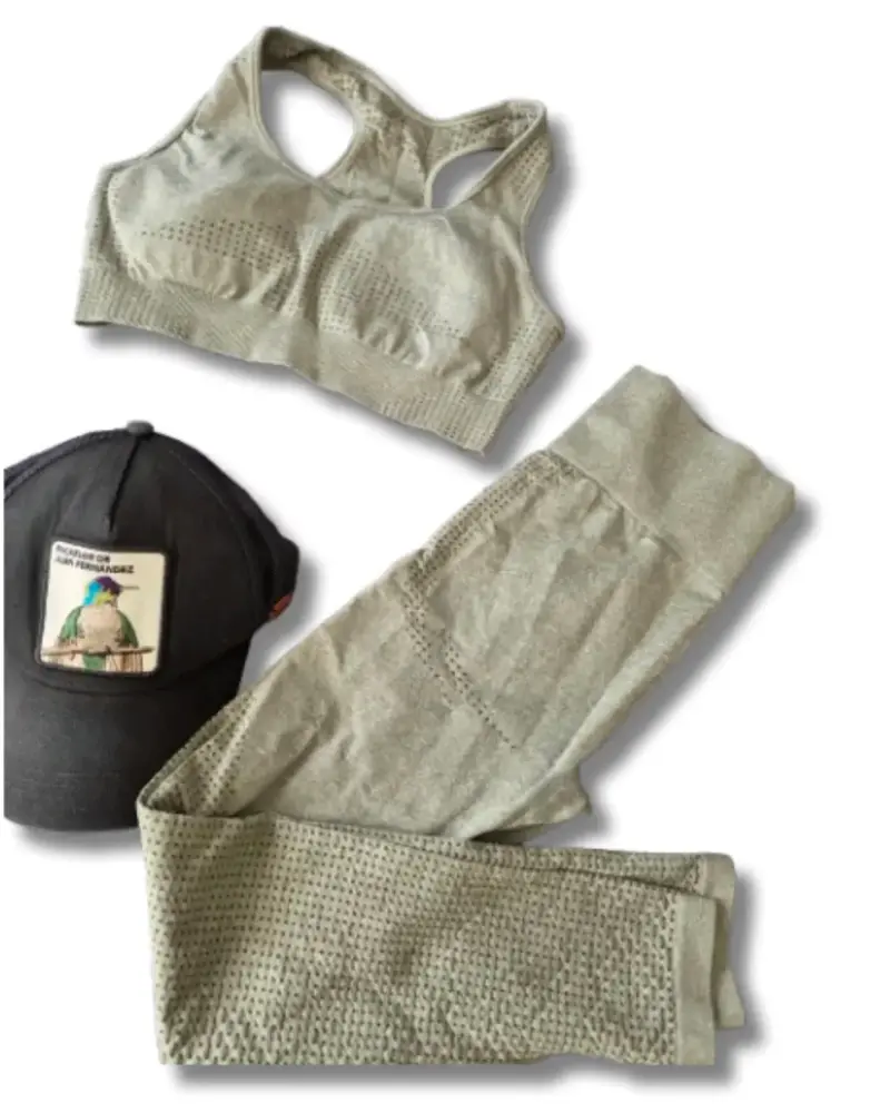 Conjunto deportivo verde - 4