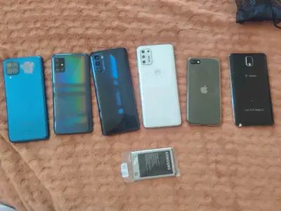 Lote de seis celulares usados - miniatura 2