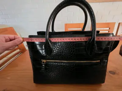 Cartera negra Guess original - miniatura 2