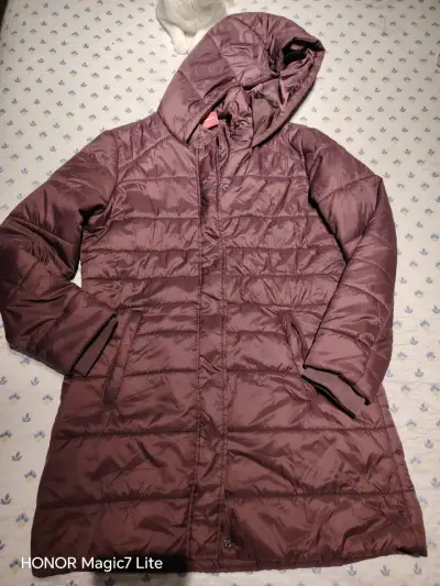Chaqueta acolchada marrón con gorro - miniatura 2