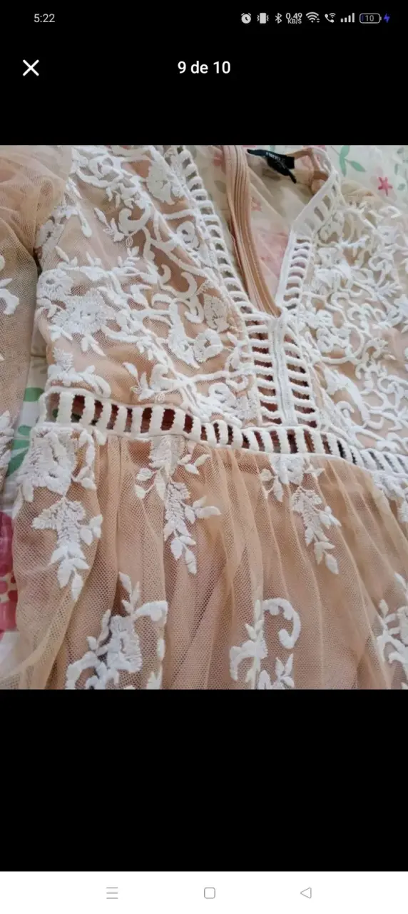 Vestido de noche con encaje plateado - 4