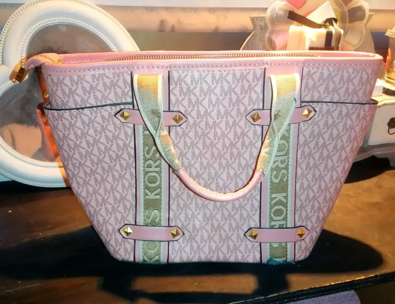 Bolso Michael Kors rosa - 1
