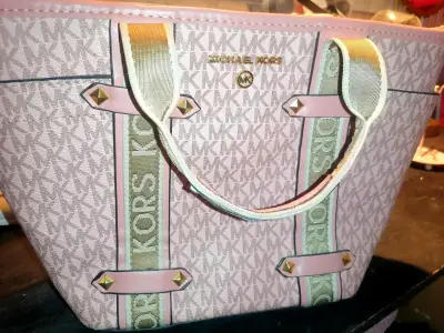 Bolso Michael Kors rosa - miniatura 2