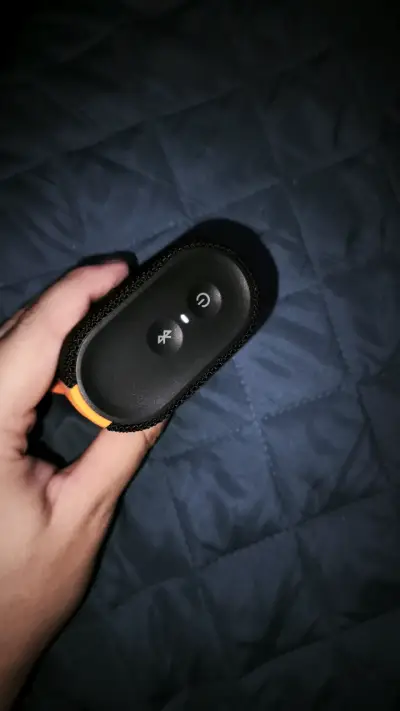 Parlante portátil Xiaomi negro - miniatura 4