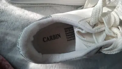 Zapatillas blancas casuales - miniatura 3