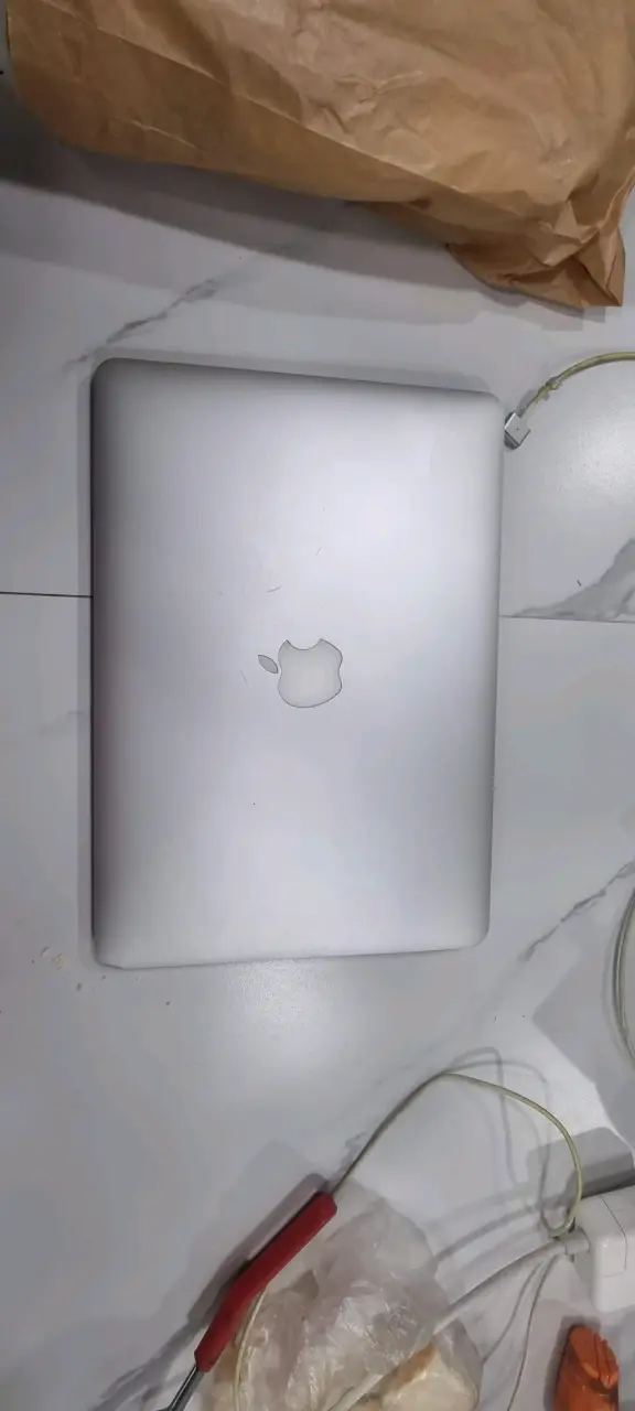 MacBook Air 13 2015 - 4