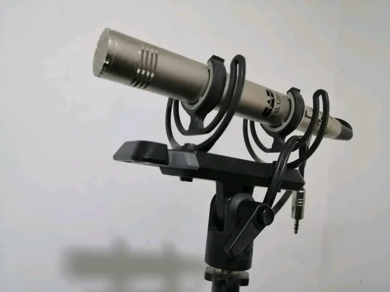 Micrófono condensador CAD GXL 1200 con soport RODE - 2
