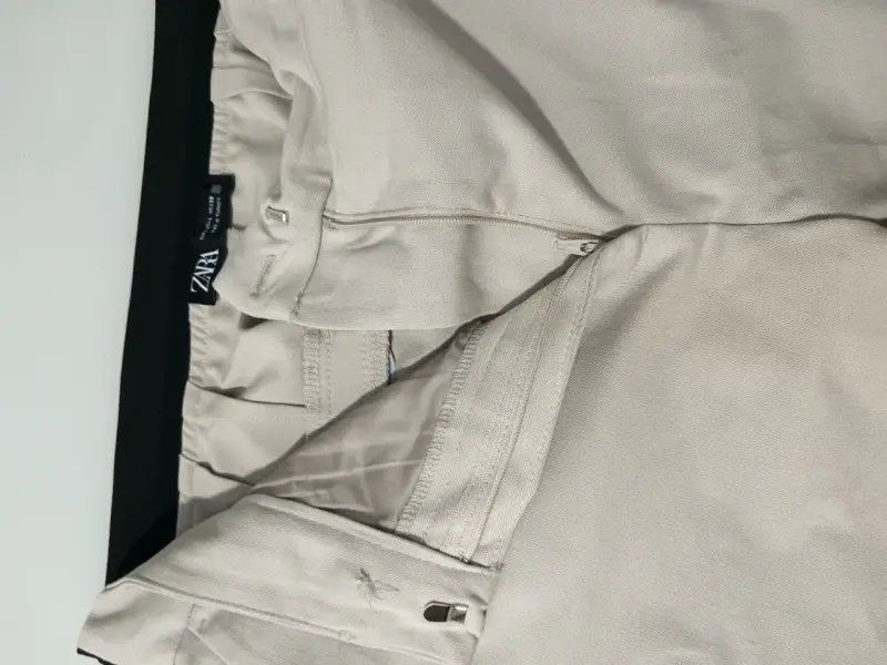 Pantalón beige Zara talla 40 - 2