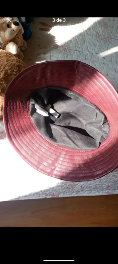 Sombrero rojo estilo bucket - miniatura 3