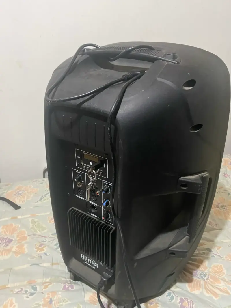 Parlante Aura con Bluetooth - 2