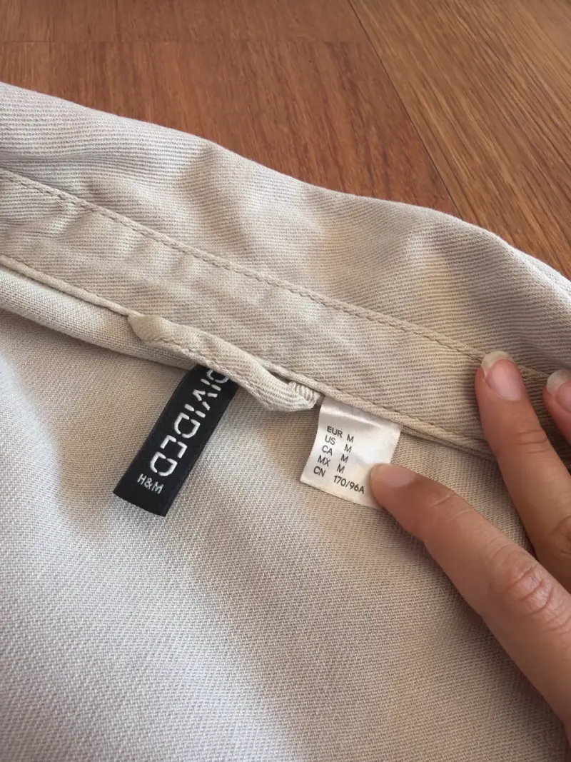 Chaquetas beige estilo casual - 3