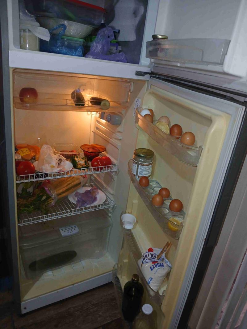 Refrigerador plateado doble puerta - 5
