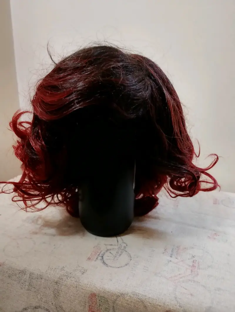 Peluca corta rojo oscuro - 1