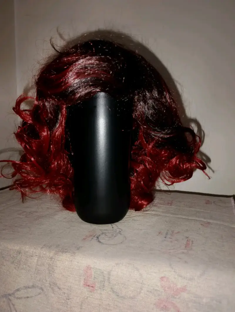 Peluca corta rojo oscuro - 2