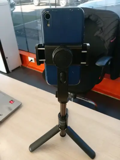 Trípode para teléfono ajustable - miniatura 2