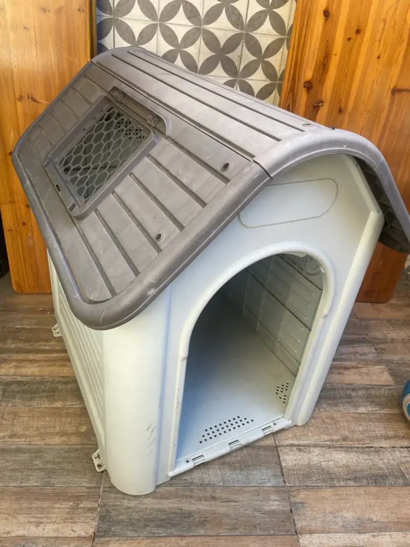 Casa para perro de plástico - 2