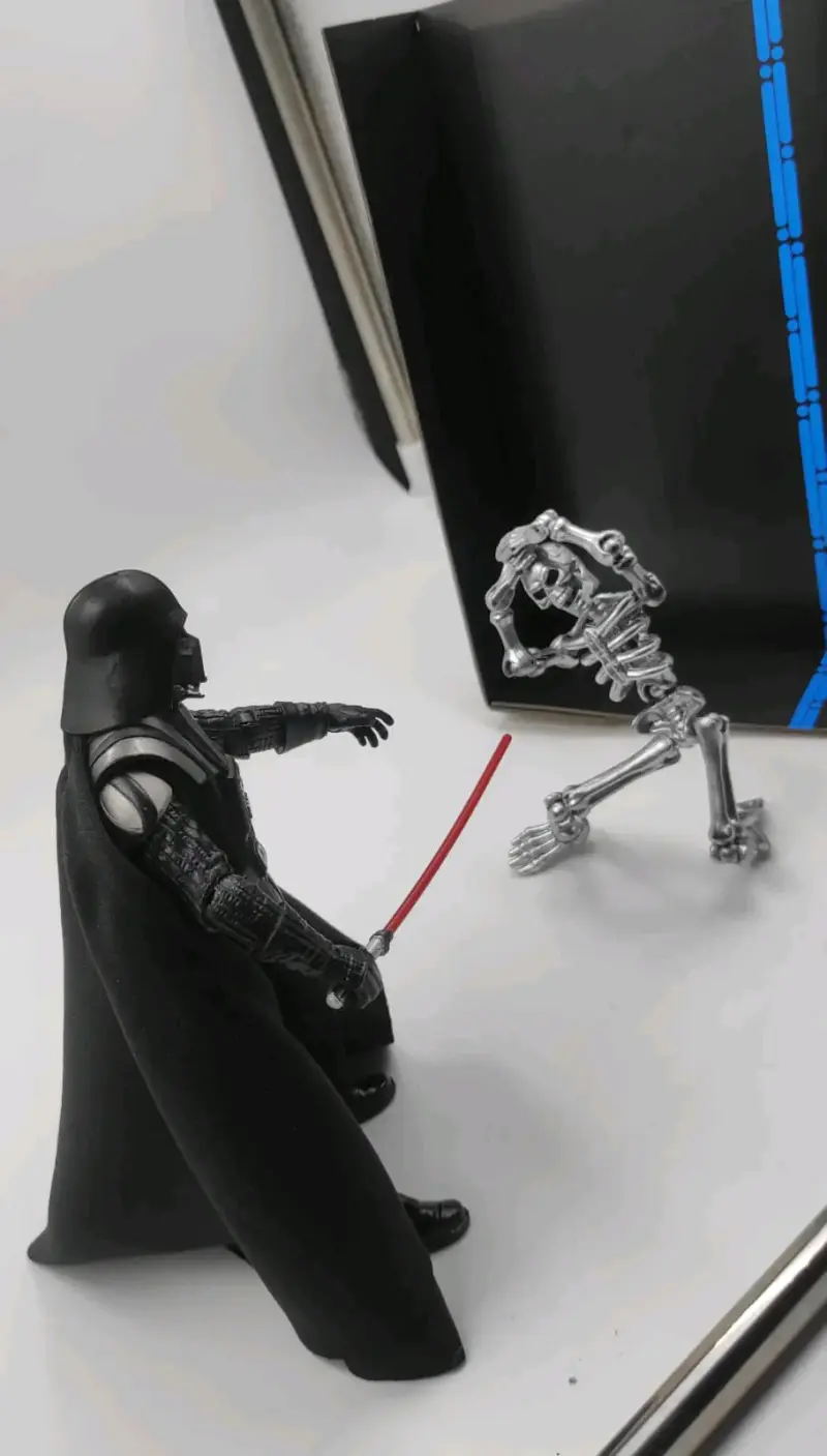 Figura de acción Darth Vader Star wars black serie - 4