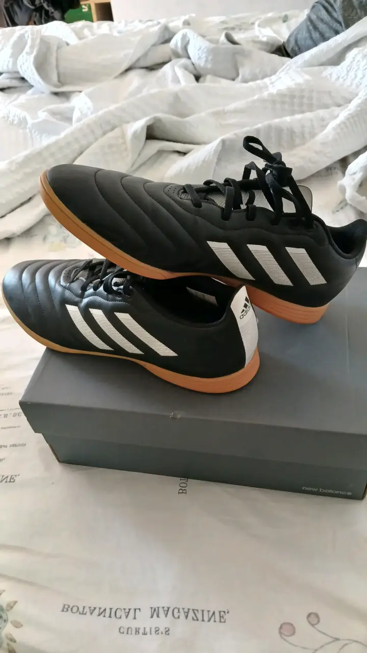 Zapatillas negras deportivas adidas - 1