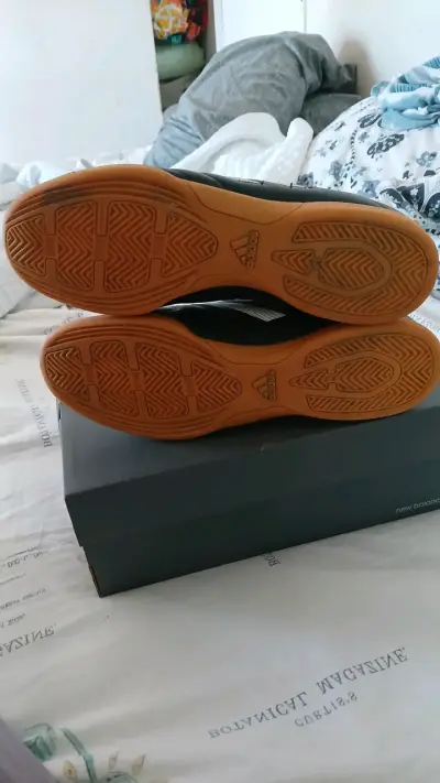 Zapatillas negras deportivas adidas - miniatura 3