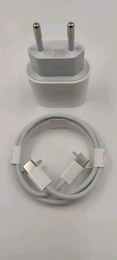 Cargador USB-C iPhone 17 / 16 /15 35w carga rapida - miniatura 3