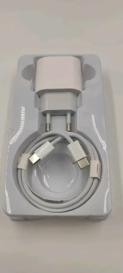 Cargador USB-C iPhone 17 / 16 /15 35w carga rapida - miniatura 6