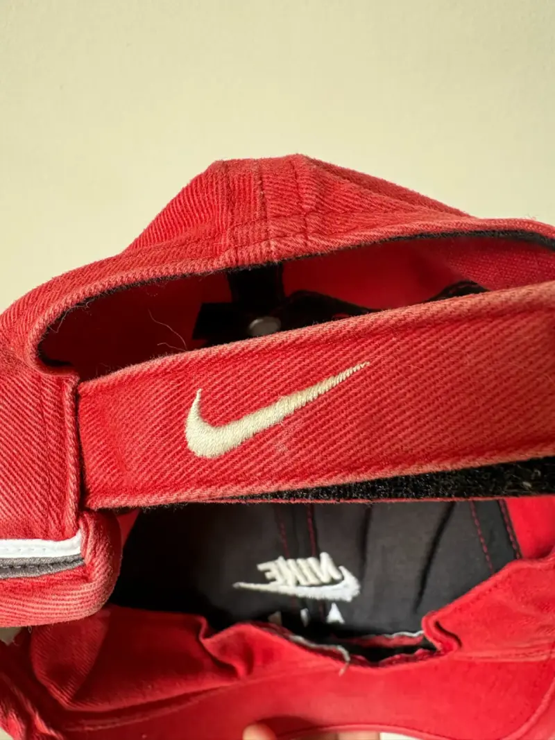 Gorro deportivo Nike rojo - 4