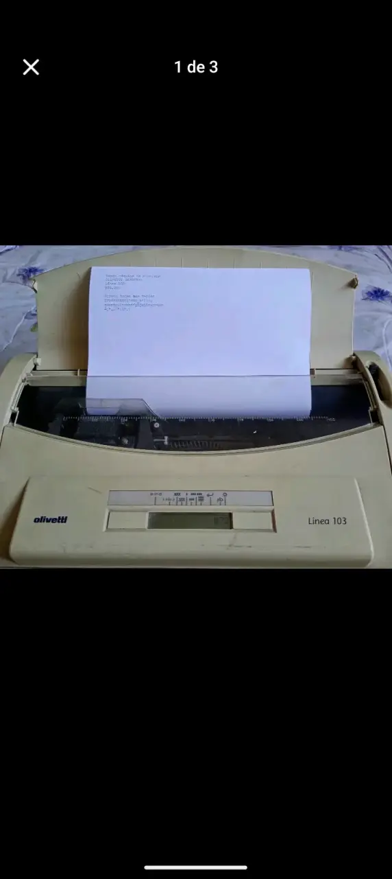 Máquina de escribir Olivetti Linea 103 - 1