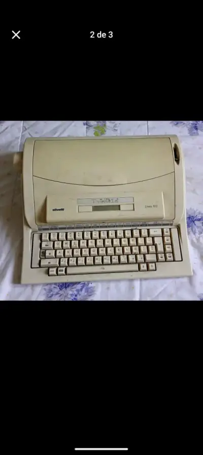 Máquina de escribir Olivetti Linea 103 - miniatura 2