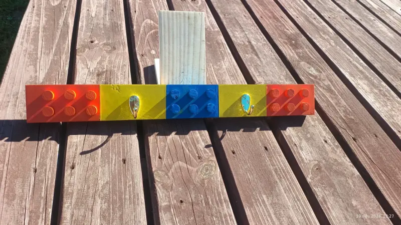 Colgador de pared colores vibrantes - 2