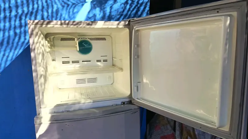 Refrigerador Samsung blanco usado - 3