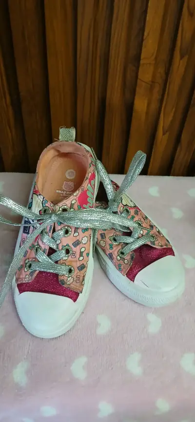 Zapatillas infantiles estampadas - miniatura 1