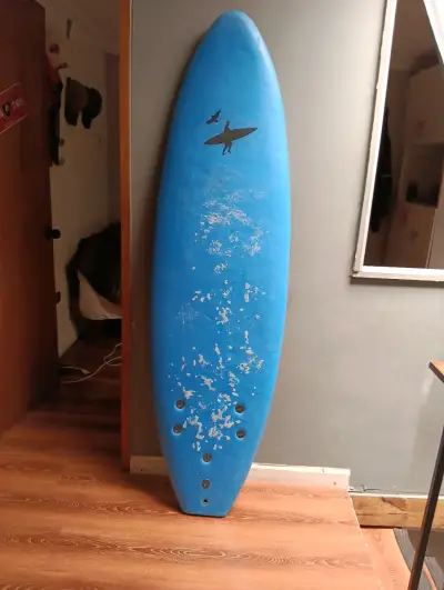 Tabla de surf blanca con quillas - miniatura 3