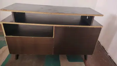Mueble de TV marrón - miniatura 2