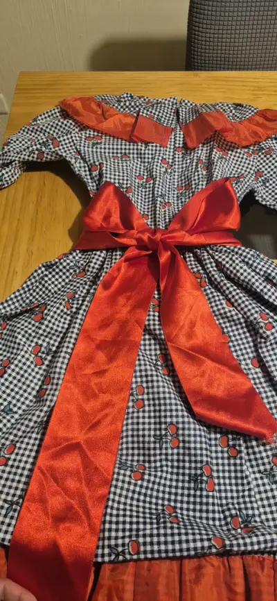 Vestido de huasa estampado talla 14 - miniatura 3