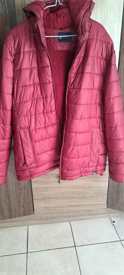 Chaqueta acolchada roja - miniatura 1