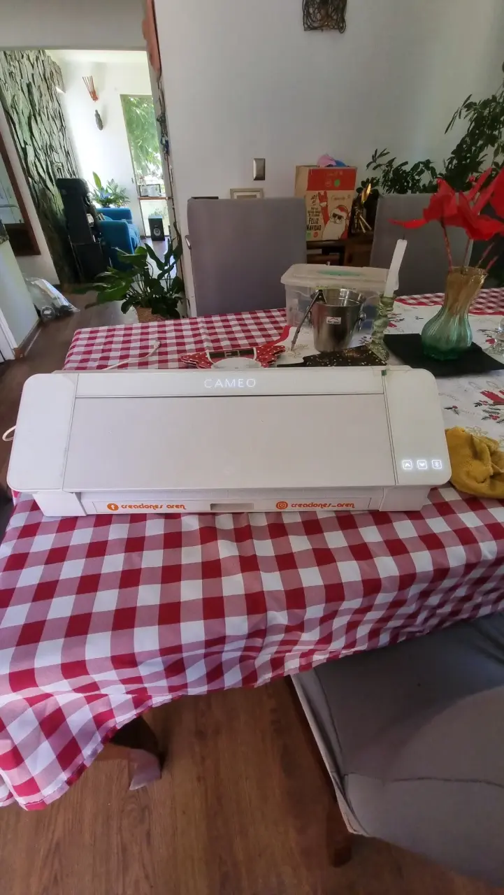 Plotter de corte Cameo 4 - 2