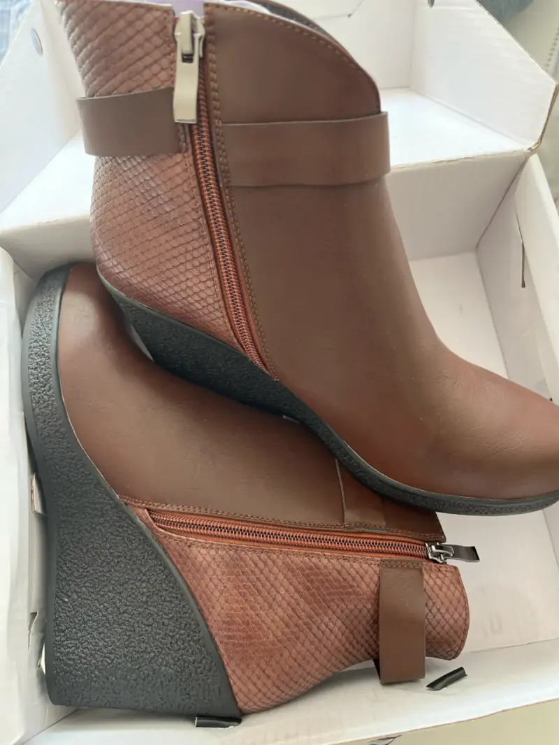 Botines marrones con plataforma - 2