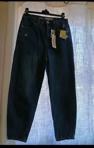 Jeans azul con diseño moderno talla 36 - miniatura 3