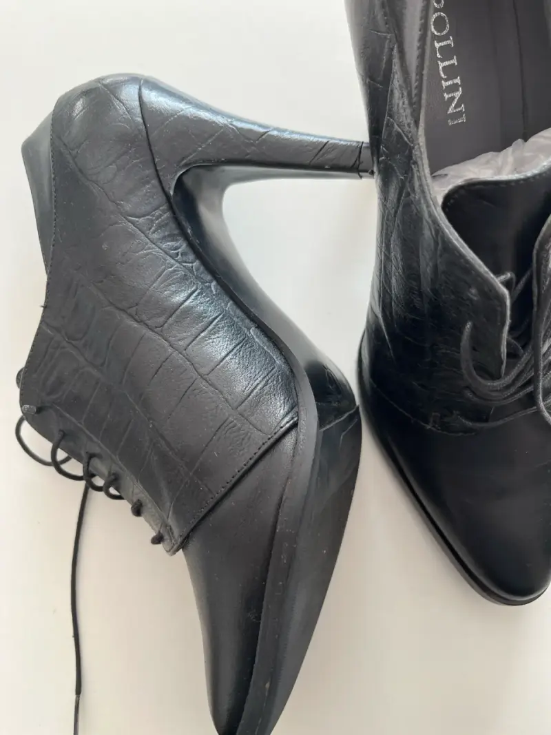 Zapatos de cuero Pollini negros - 2