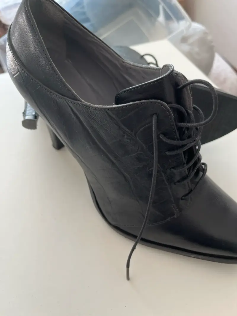 Zapatos de cuero Pollini negros - 4