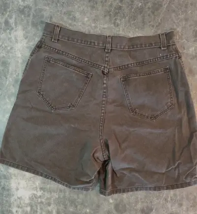 Shorts de mezclilla negros - miniatura 2