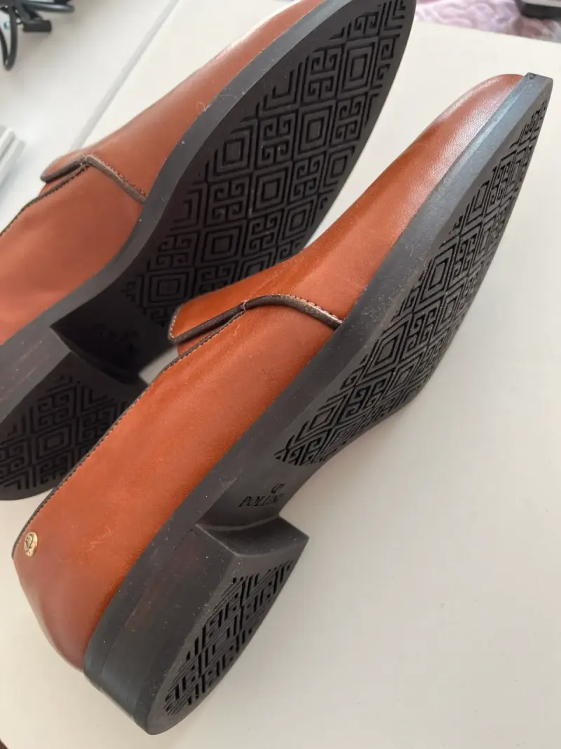 Zapatos de cuero marrón Pollini - 3
