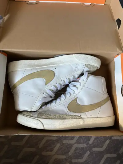 Zapatillas NIKE W BLAZER MID ‘77 - miniatura 1