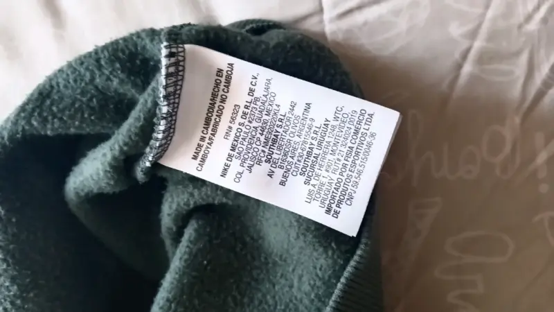 Polerón Nike verde oscuro - 2