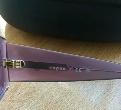 Lentes de sol Vogue violetas - miniatura 2