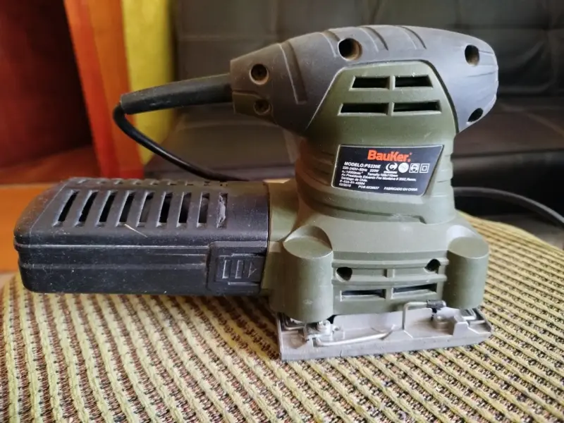 Lijadora orbital Bauker 220W - 3