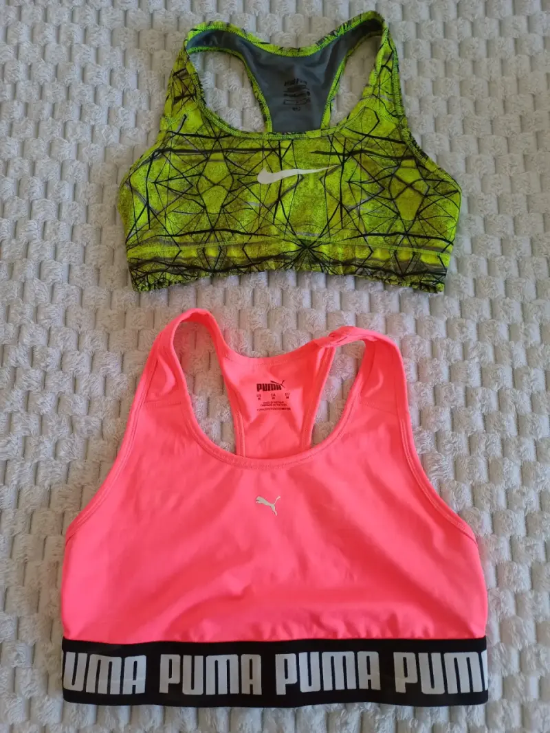 Conjunto de sostenes deportivos Nike y Puma