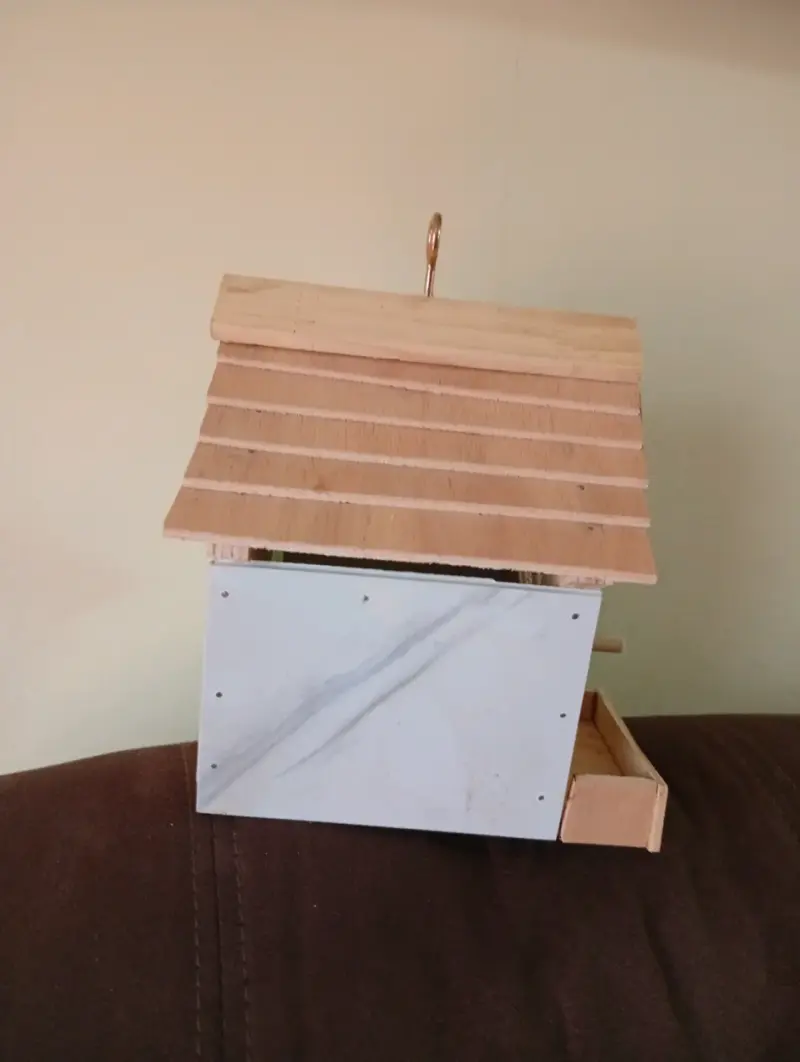 Casita de aves de madera - 2