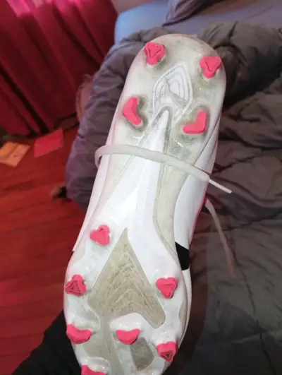 Botines de fútbol blancos y naranjas - miniatura 6