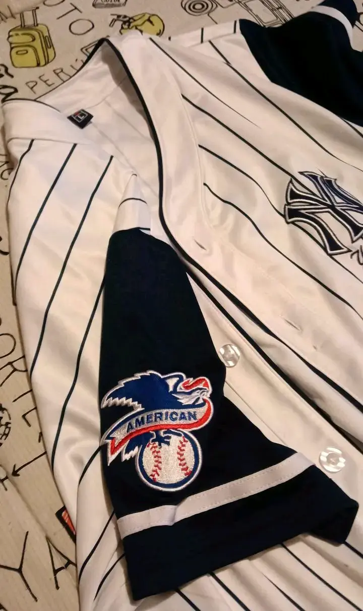 Polera de béisbol rayada - 2